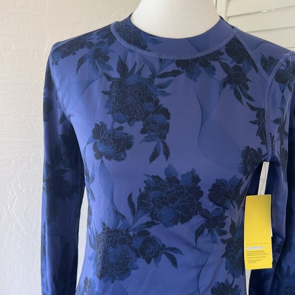 Zella fleece-lined workout top *NWT* - Picture 2 of 6